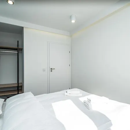 Appartamento Rentplanet - Debniki Cracovia
